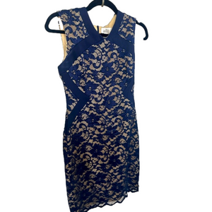 Belle Badgley Mischka navy on tan lace dress size 2